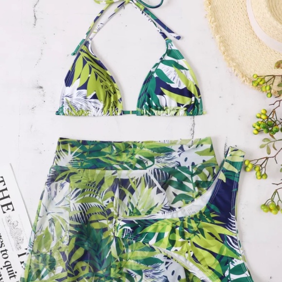 Swimming suit - Picture 2 of 7